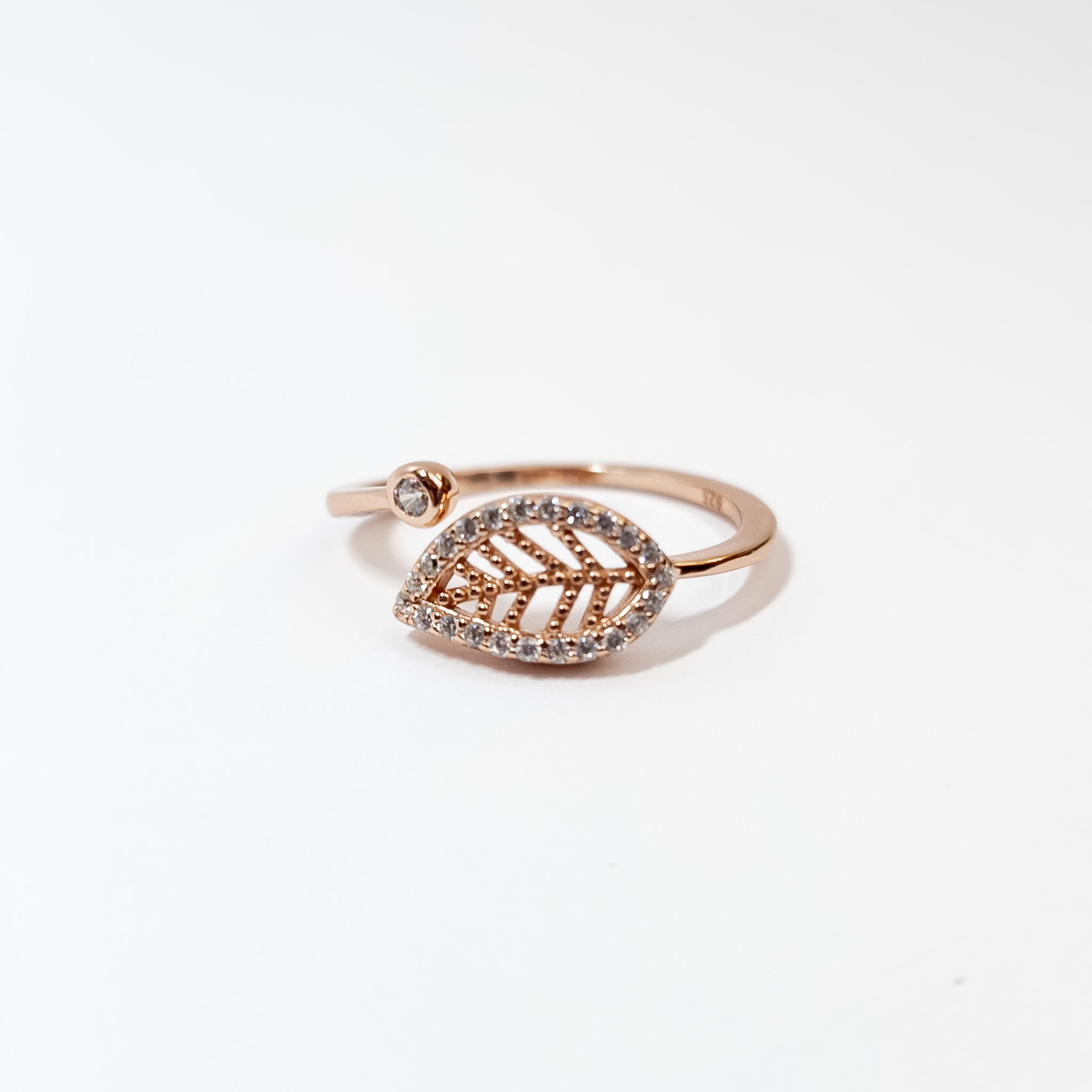 Anillo Hoja Labrada