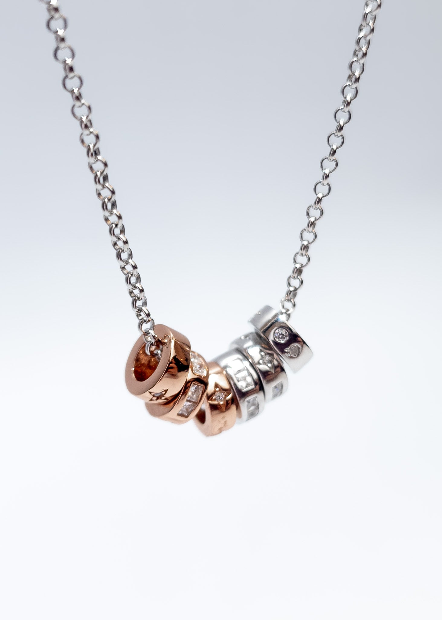 Collar Milan